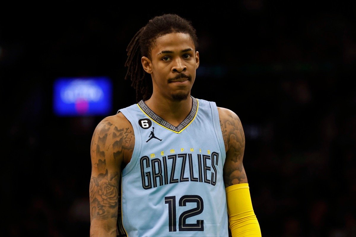 NBA world reacts as Grizzlies make huge Ja Morant trade - star light